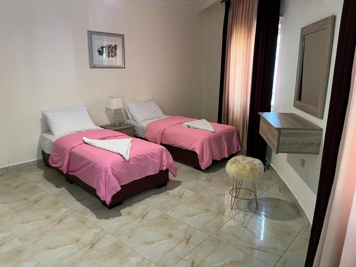 Suzan Studios&apartments Amán