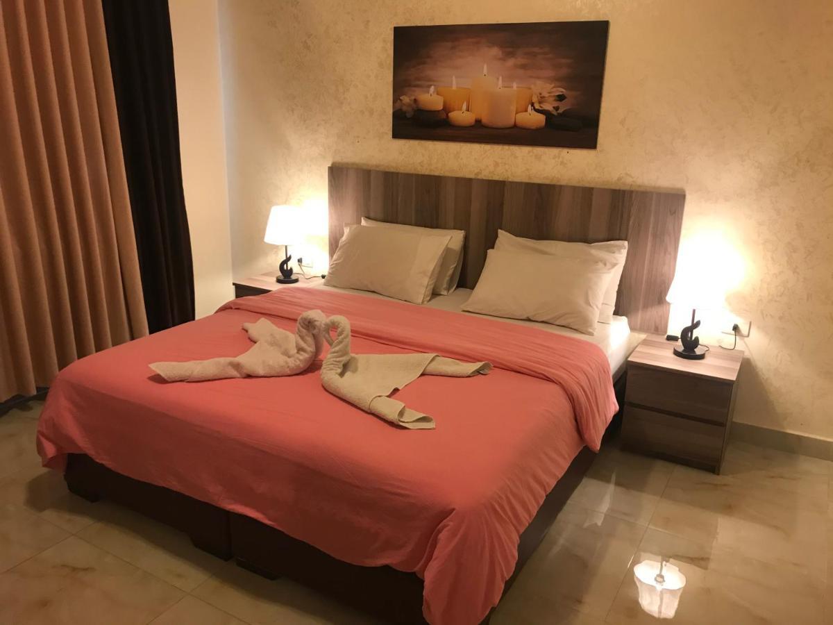 شقة فندقية Suzan 2*